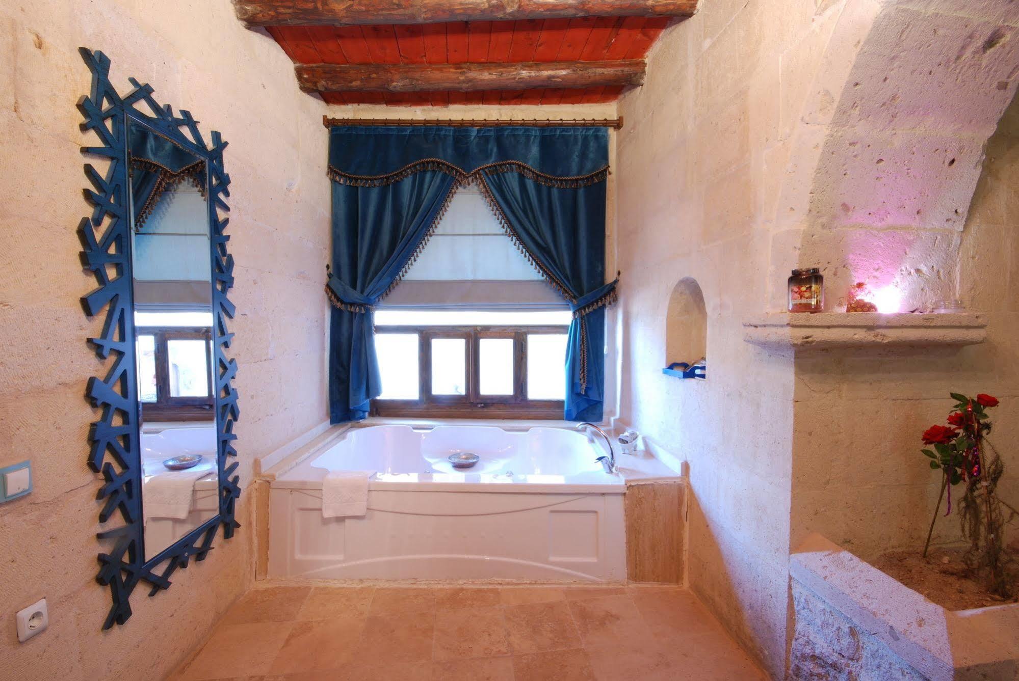 Mimi Cappadocia Luxury Cave Hotel Uçhisar Extérieur photo